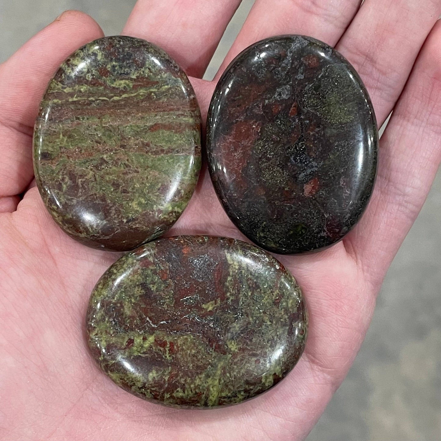 Gemstone Palm Stone 45mm